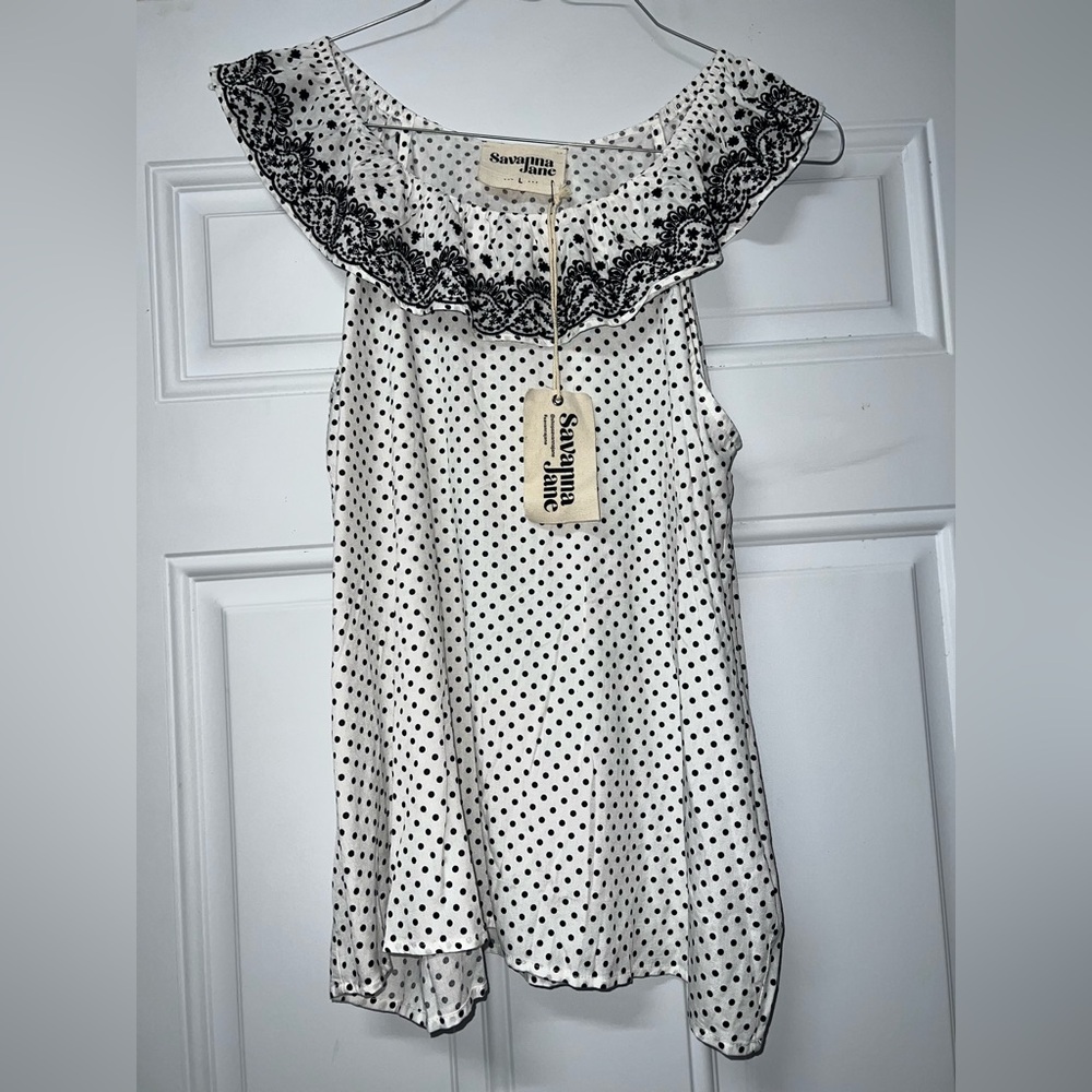 Savanna Jane sleeveless or off the shoulder polka dot top size large